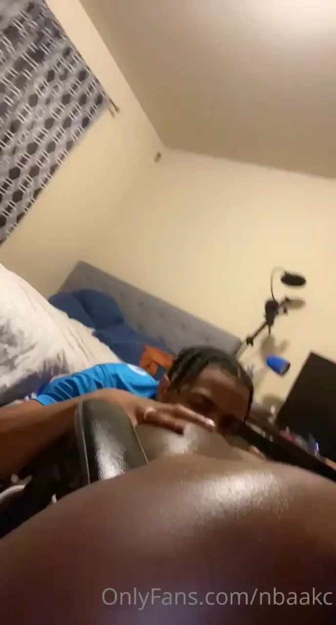 You gotta love eating that shii from the back 
