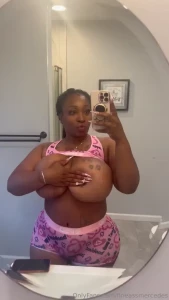 Good morning bae say it back with a dickpic please tip so i see it and