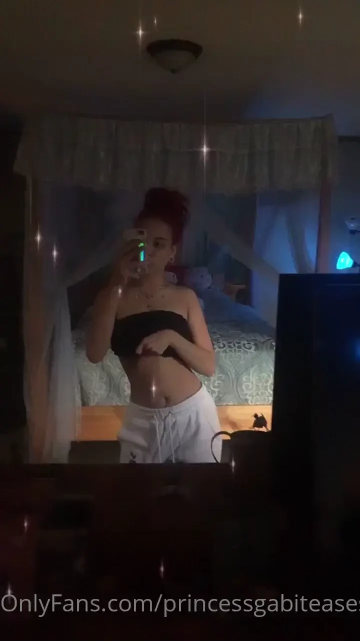 How many of you are subbed to my main page 