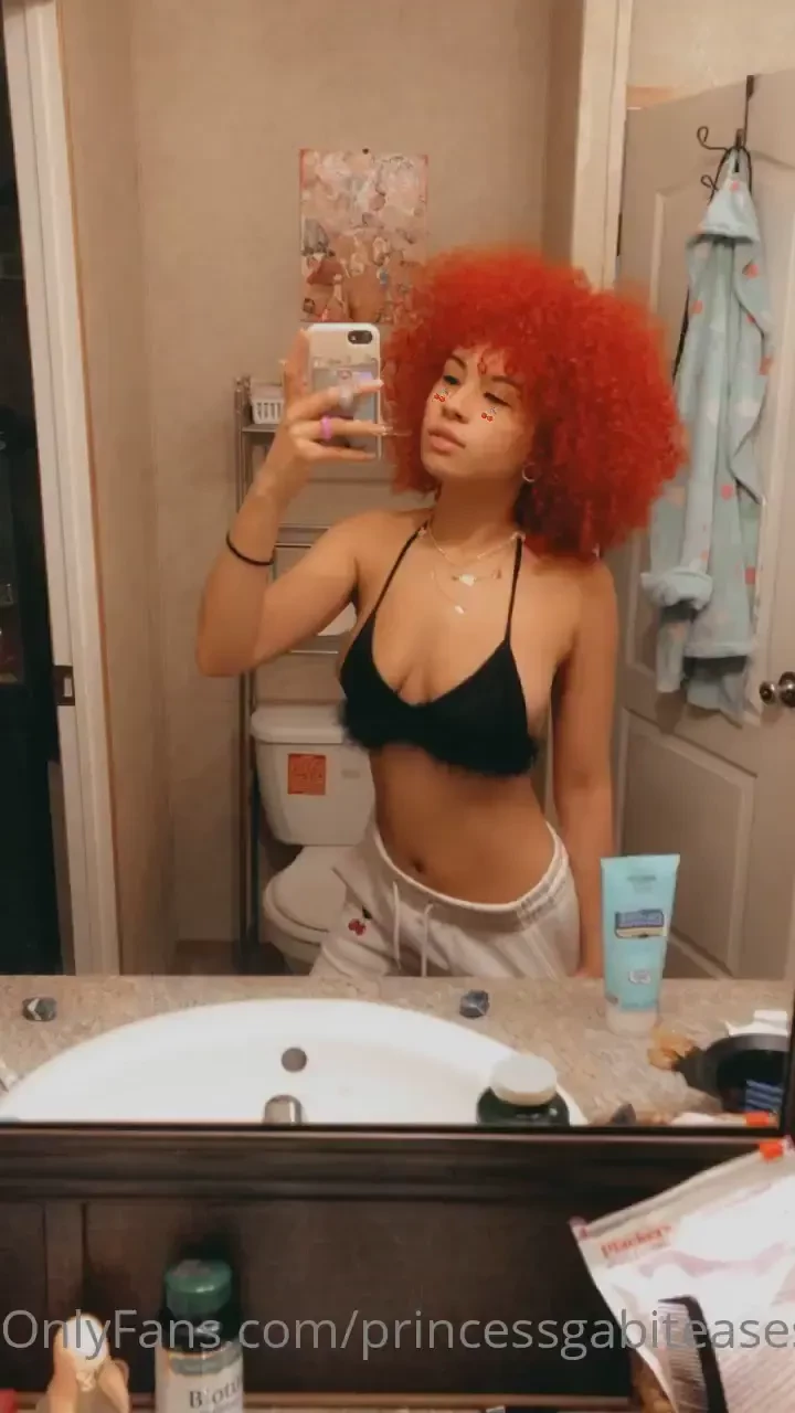 Just posted pics of cummies on stomach amp pussy on hellogabi30 