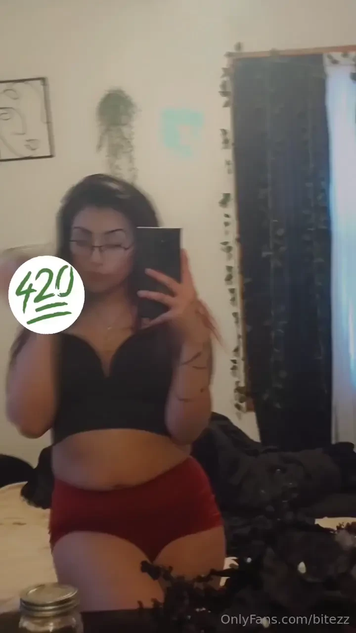 I wanna find all my 420 daddies and mommies spark uppp 