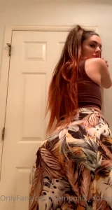 Do you like looking up my skirt part 6