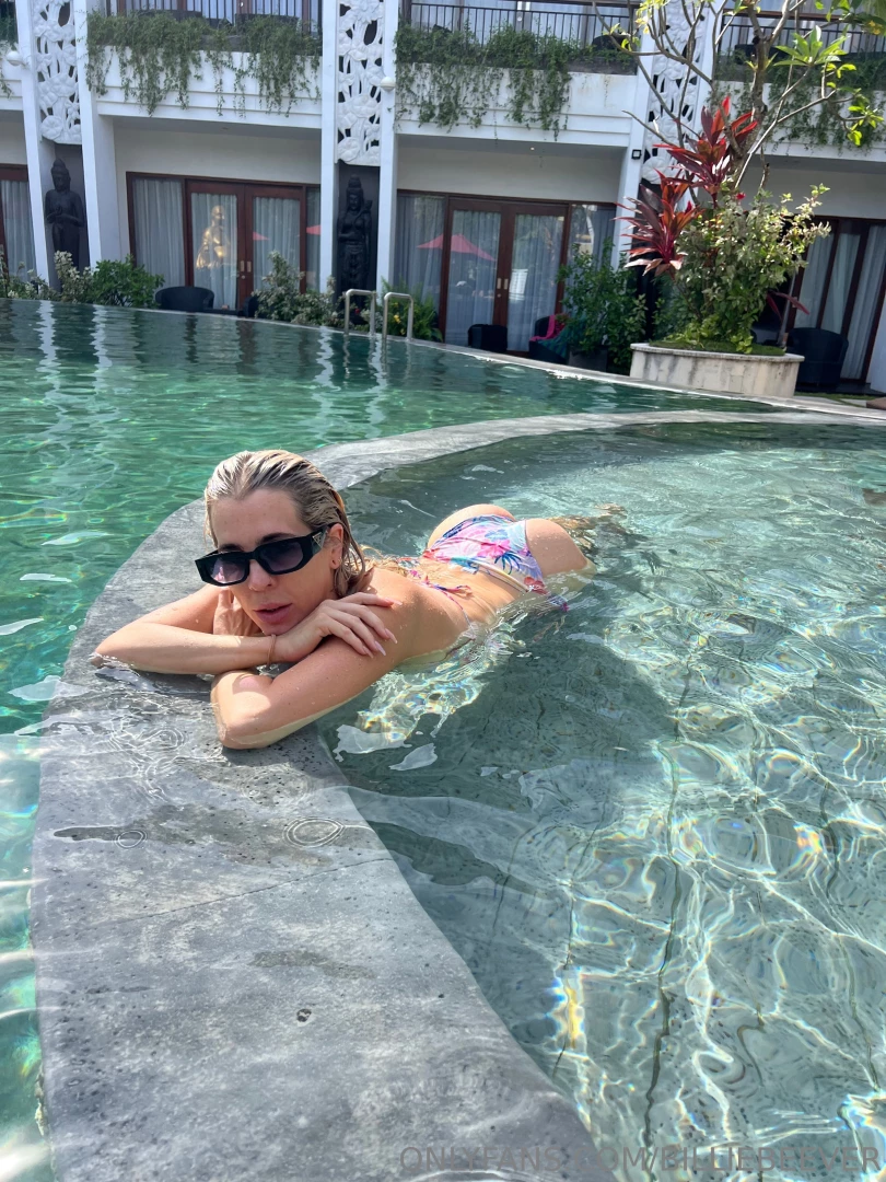 I m online now daddy send me a message and i ll give you something you 