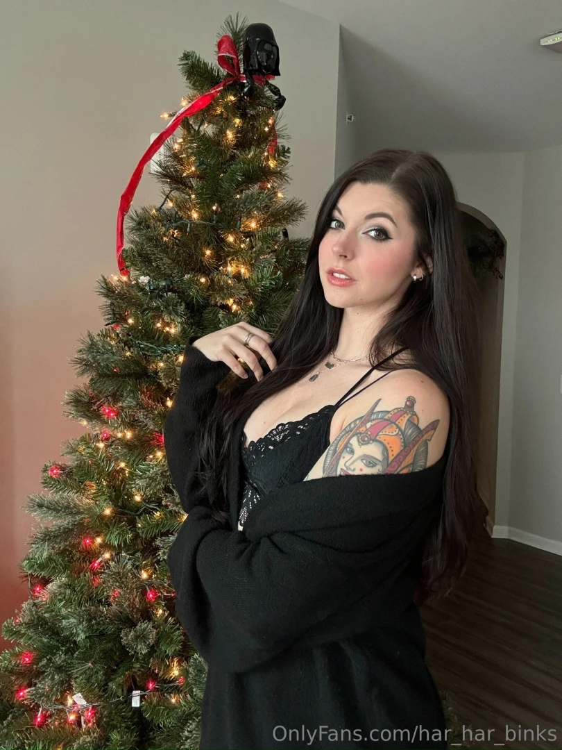 Merry christmas find me under the mistletoe part 1 