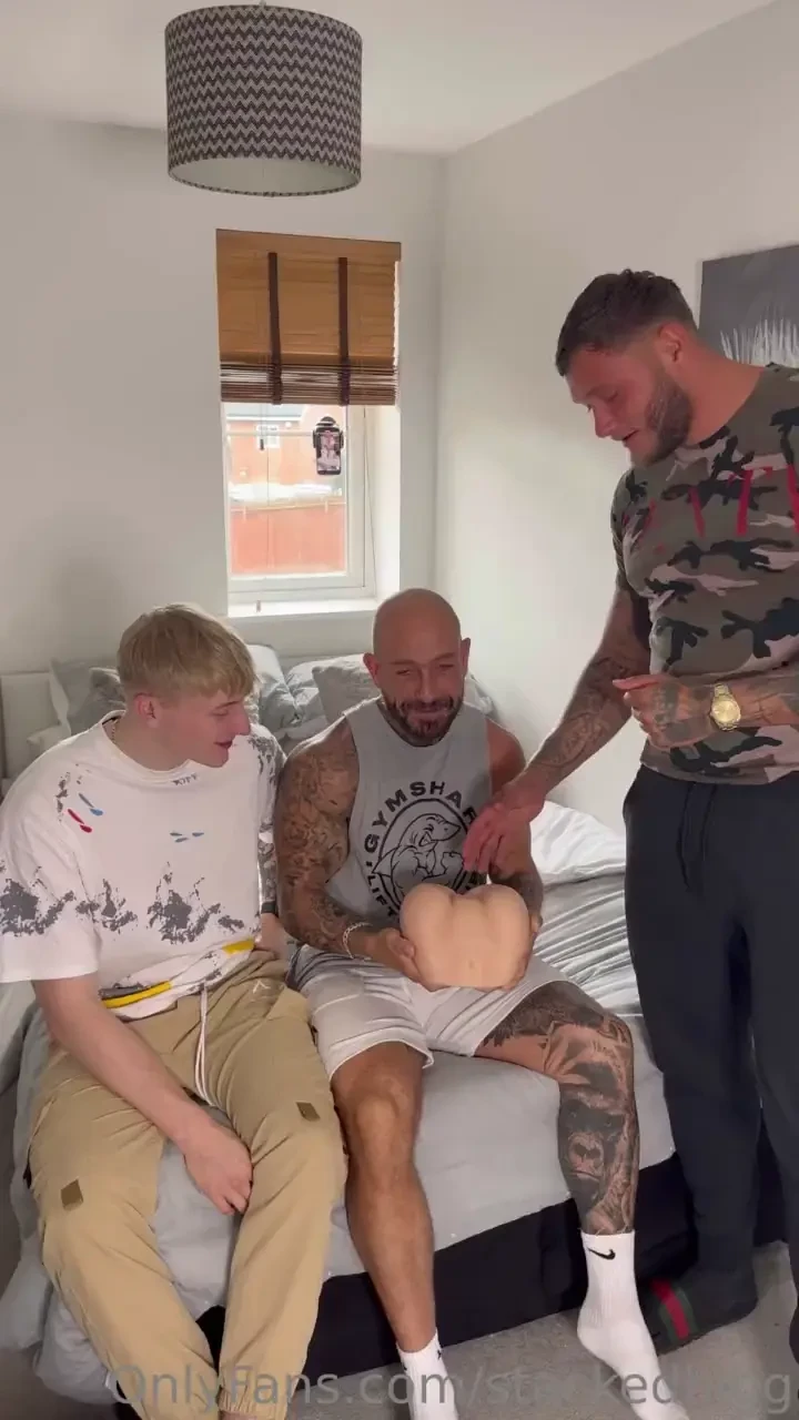 Now this was a mad fucking 4way getting sold as a ppv but will go on 