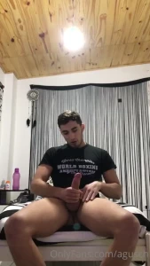 Who comes to suck my cock and my anus quien viene a chupar mi pija y