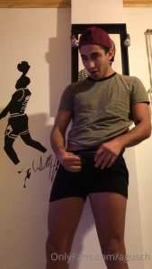 Ando con muchas ganas de que me chupen la pija i really want to suck