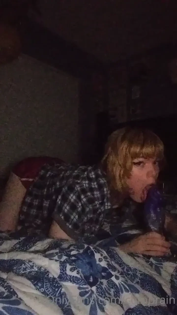 Let me suck yr monster dick 