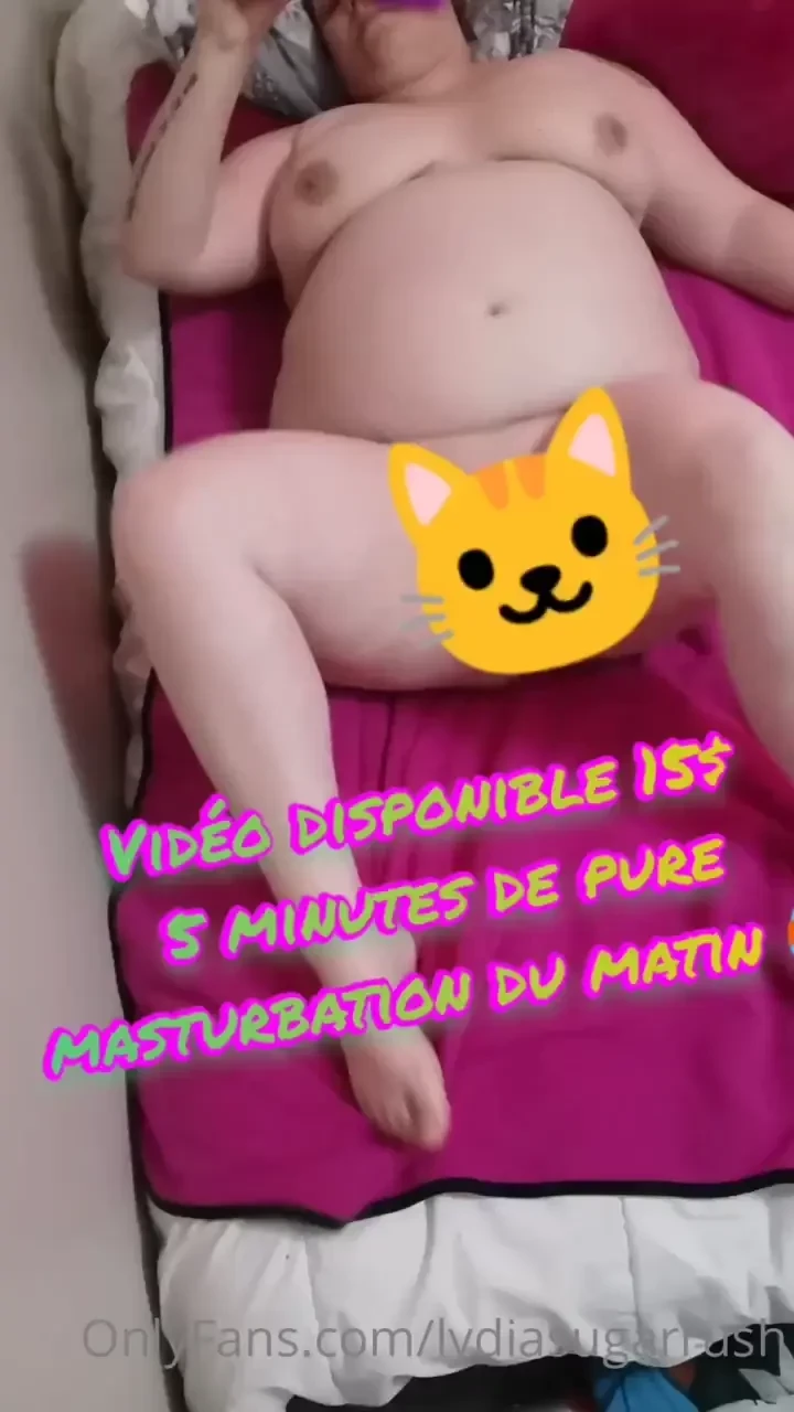 Mmmm une bonne masturbation juteuse comme vous aimez tip moi 15 et je 