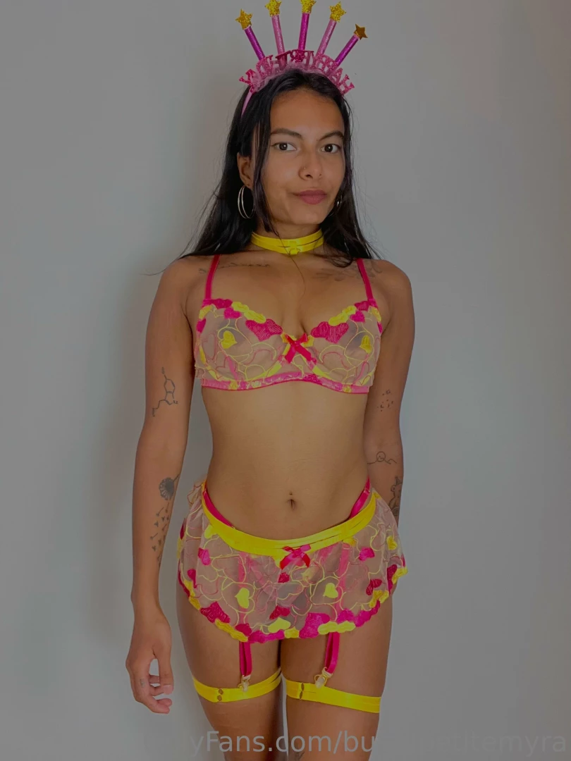 I got gifted this set amp look how cute it is it came just in time for 