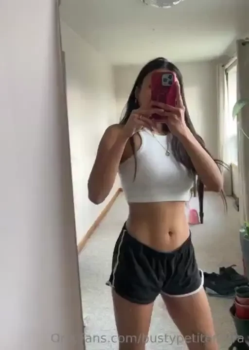 Gym has been treating me well lately starting to gain that confidence 