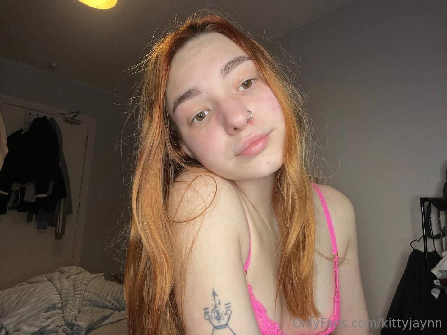 Beautiful selfies for you before bed my photos make your feed on the 