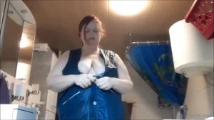 Kittelfrau gibt dir den ton an und sagt dir was ich erwarte von dir