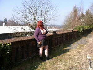 Titten outdoor zeigen part 3