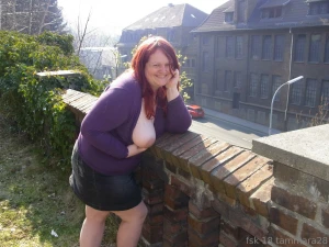 Titten outdoor zeigen part 1