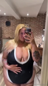 I m so in love with this new body - what do u think smash or pass part 2