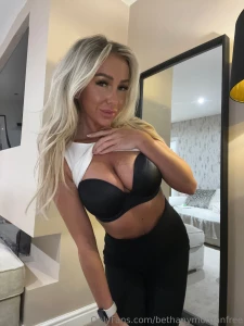Wanting to get rid of these clothes and get naughty babe reach out to