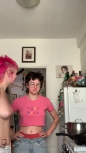 30 seconds of dry humping but i blush when they kiss me part 1