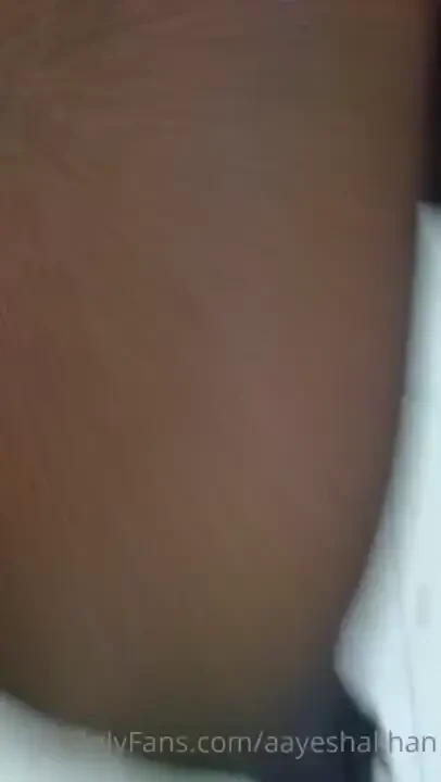 Wanna touch mee like i do 