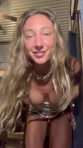 I m in a time portal here at the tantra love retreat in austin tx