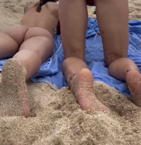 Casual beach lounging in hawaii with the ever so sexy n sweet part 1