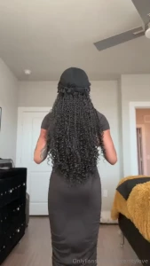 These claps are impeccable do you like the front or back more every