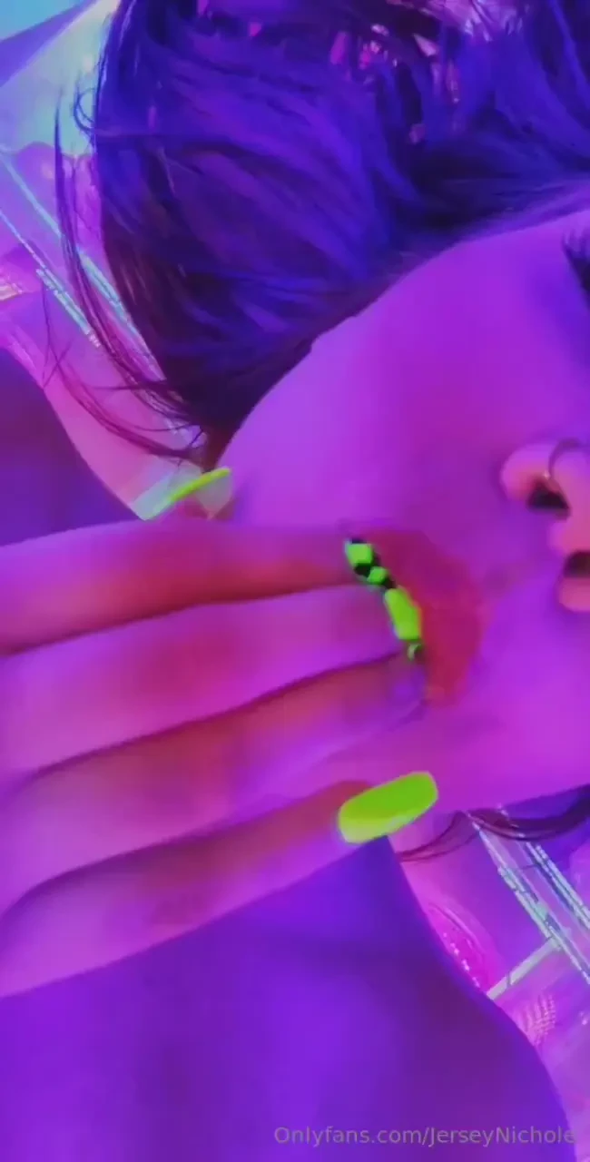 Post memories have me missing that tanning membership shewwww could 