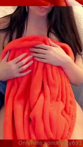 Hey follow my tiktok https www tiktok com mollynovaxx video