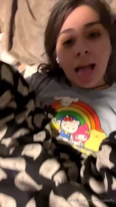 Both my holes needs your attention c