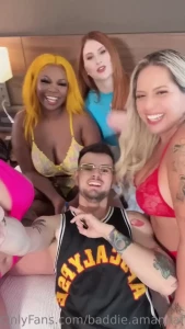 New video lets go party mon premier 5some avec 4 fille 1 gars moi et