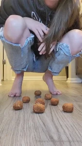 Oops i made a mess with my giant feet but do you wish i was crushing