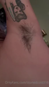 This one goes out to all the armpit voyeurs what s your favorite part 1