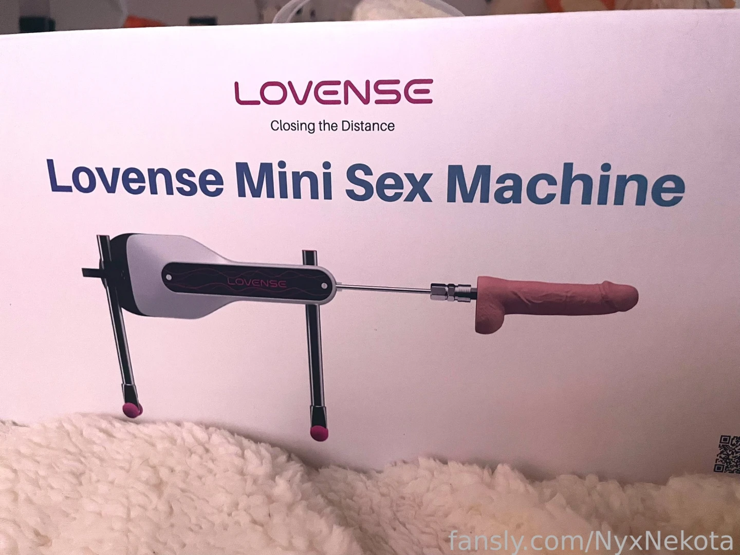 The mini fuck machine is here i m a bit nervous about it gt lt 