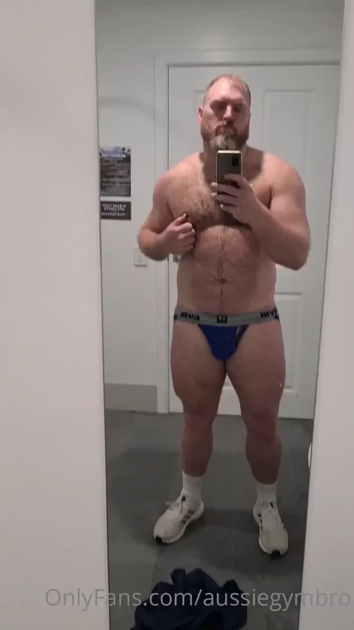Checking in after a huge sweat session with token butt shots for those 