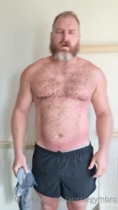 A very important post-gym sunburn update