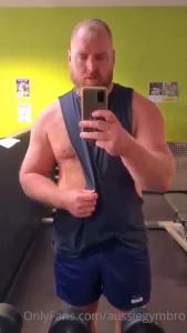 Something about showing off in the gym that gets me excited these