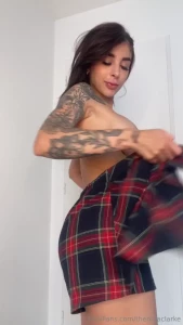 What do u think about my skirt