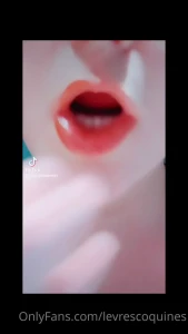 Dites moi ce que vous avez envie de voir avec mes l vres