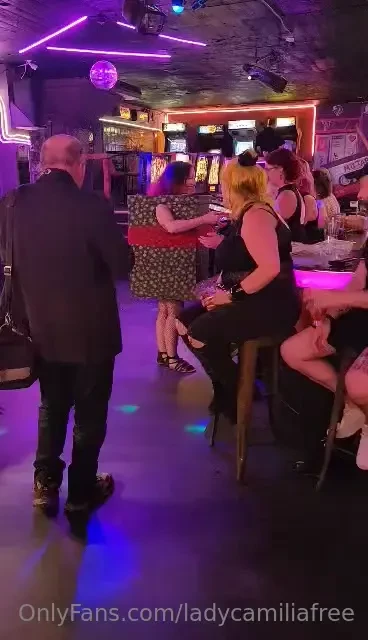 Hi guys as some of you may know i started performing in burlesque 