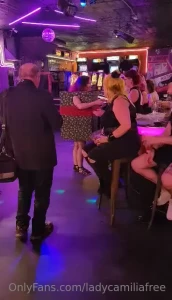 Hi guys as some of you may know i started performing in burlesque