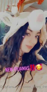 Stoner say hi swipe to see me in my new pyjamas vip https onlyfans com