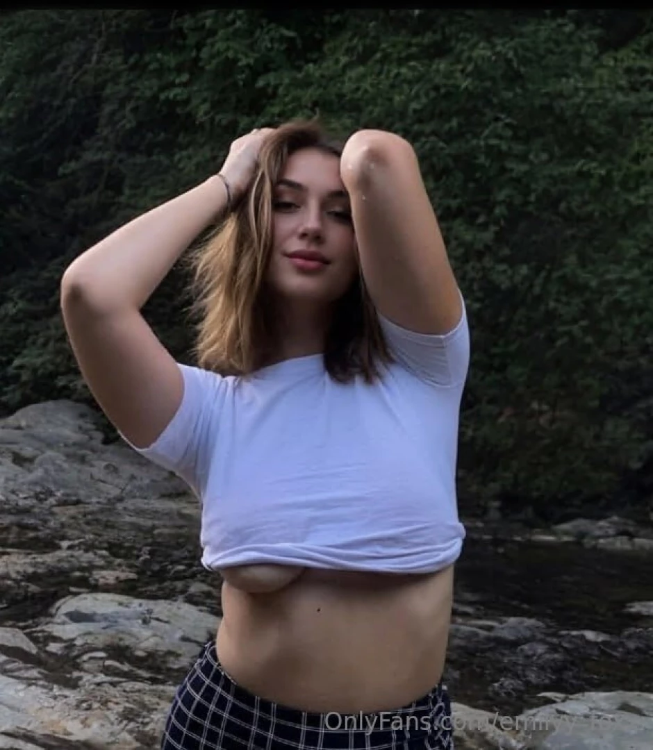 Cute kitty dianna_dolly loves cocks of all sizes when she gets horny part 53 