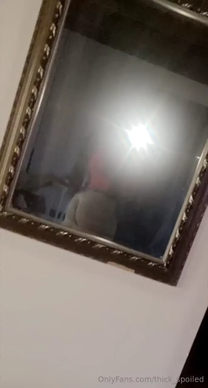 Me in my grey leggings now show me you in your grey sweats in my dm s 