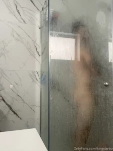 Go unlock a paid message for a free gift