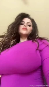 I m just a girl fyp jazmenjafar persian brunette busty petite boobs