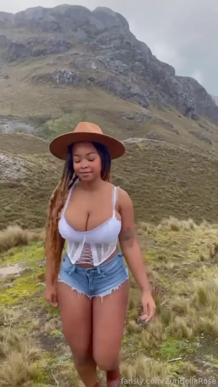Fyp ebony pretty bigboobs bootyshorts locs blackgirls cowgirl cowgirl 