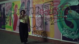 Tu exhibicionista favorita mini cortito del gran andr s valenzuela