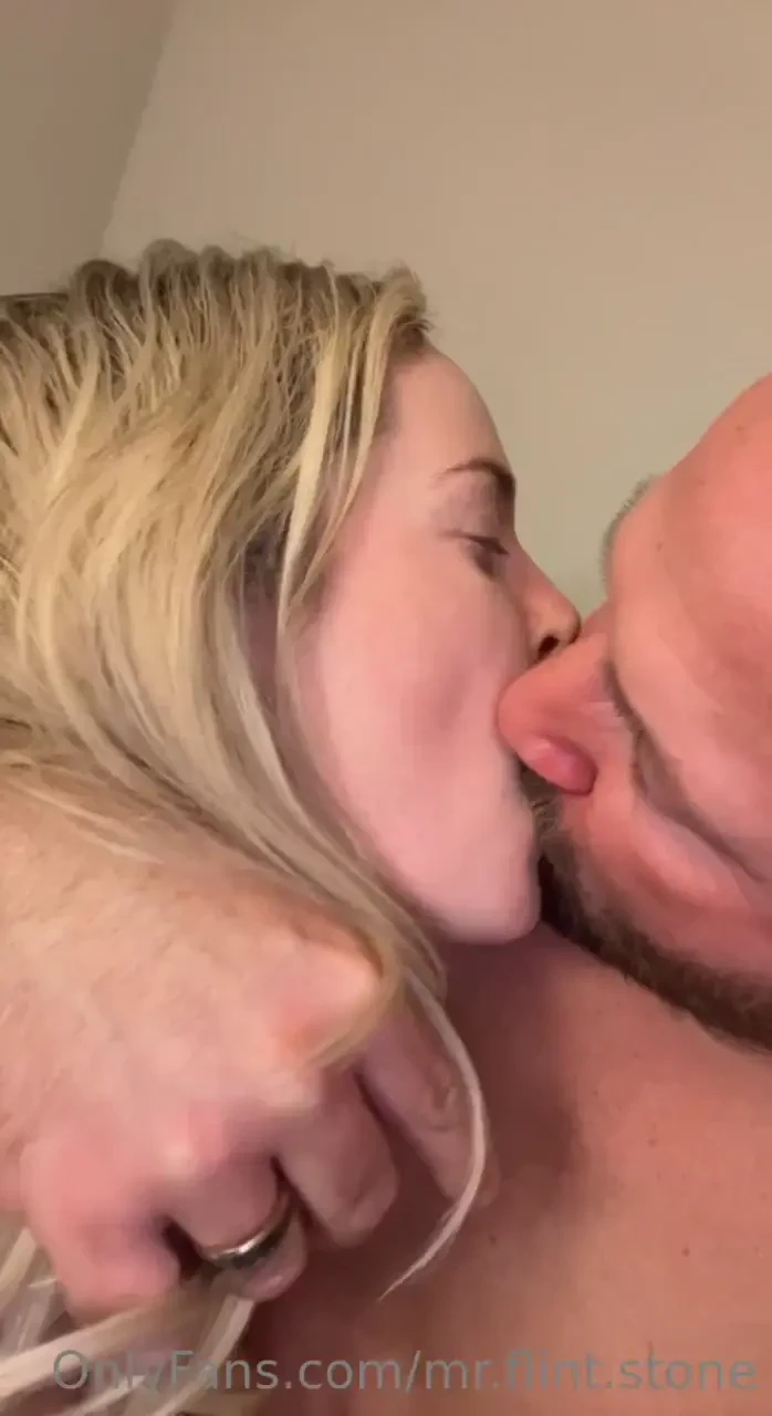 I m about to get spoiled by caunicorngirl 