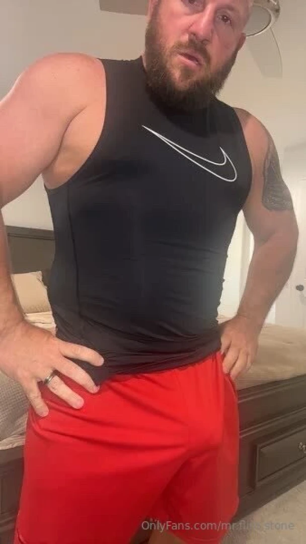 Gym shorts always make me hard 