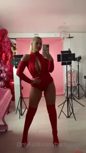 Good morning guys shoot day today so keep checking your inbox let s